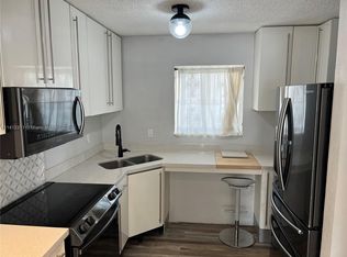 7995 W 30th Ct APT 101, Hialeah, FL 33018