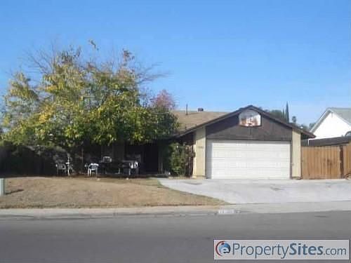 1st image of 10418 Aquilla Dr