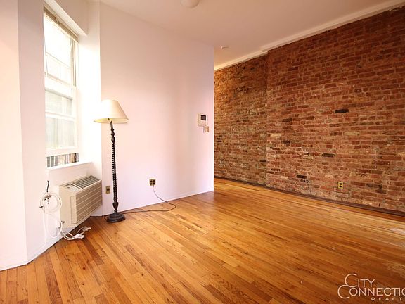 4th image of 206 E 17th St APT 3D