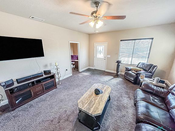3rd image of 33 W Acoma Ct