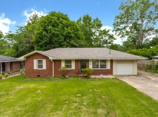 1819 Rock Cut Pl, Conley, GA 30288