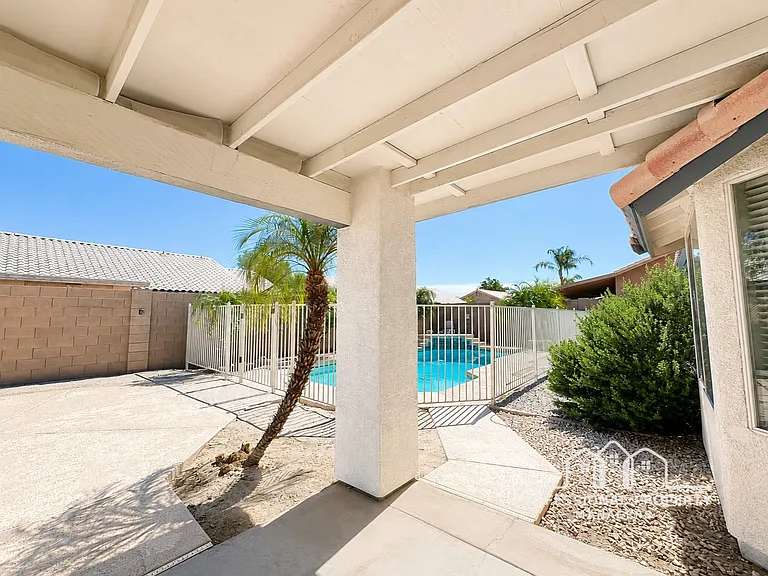 3557 W 27th Pl — Photo 19