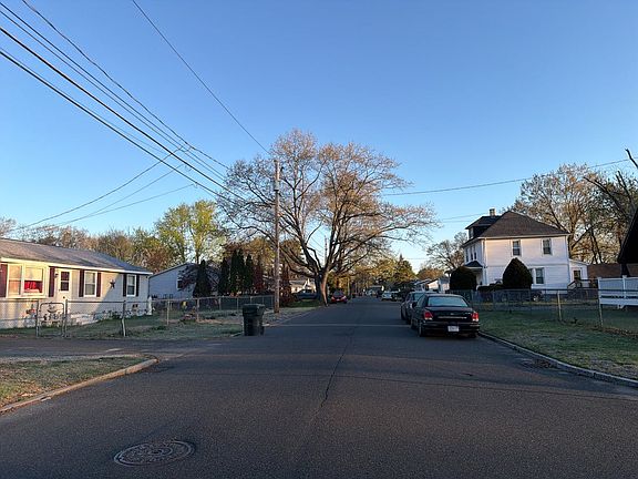 4th image of 44 Pelham St