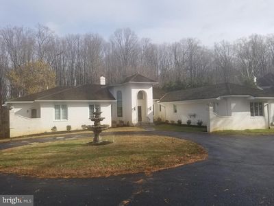 1101 Leigh Mill Rd, Great Falls, VA, 22066