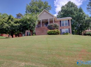 106 Chad Ln NW, Madison, AL 35758