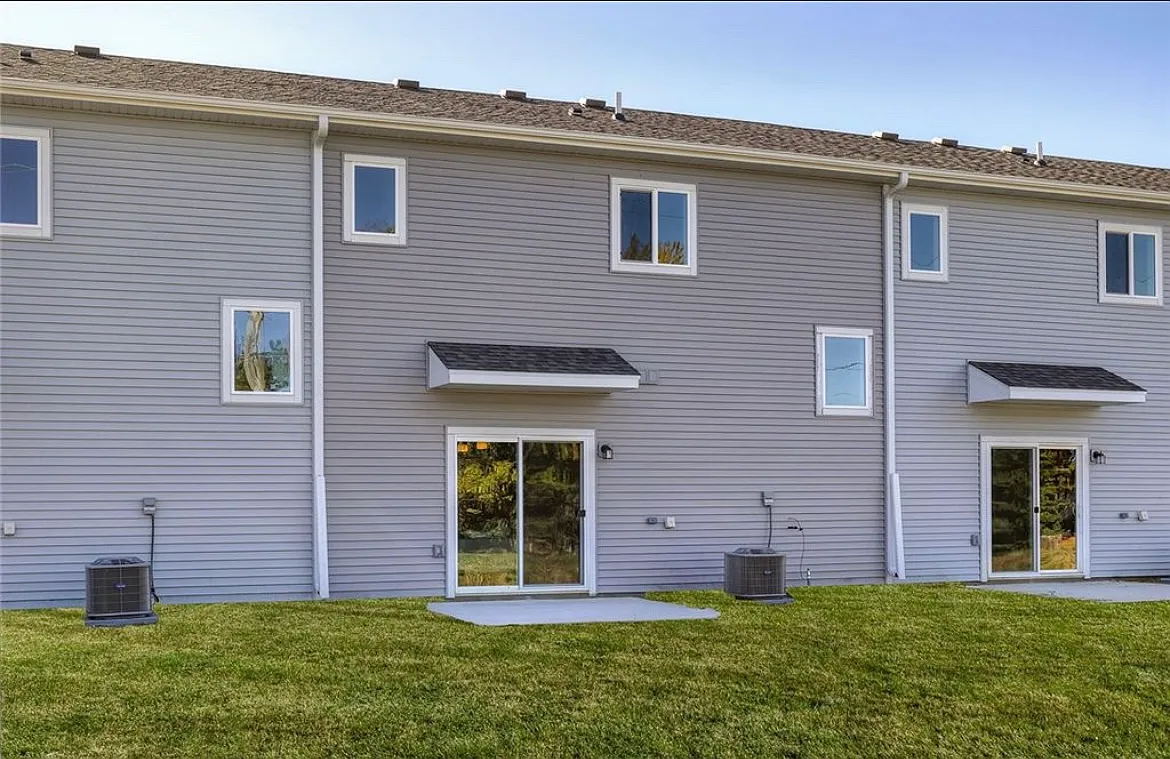 Building Photo - 713 Umbra Pl