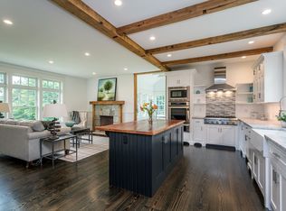 18 Ranney Hill Rd, Roxbury, CT 06783