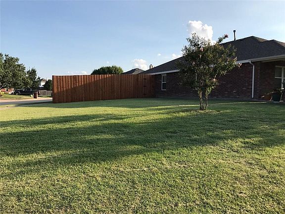 4th image of 9001 Boone Dr