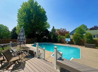 8762 Jody Cir S, Cottage Grove, MN 55016