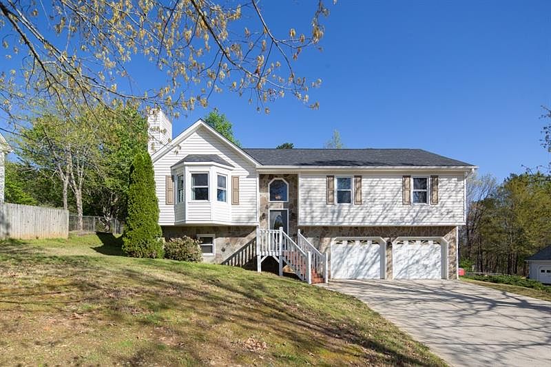 1st image of 6395 Flat Rock Dr