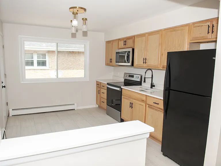 101 Oglesby Ave — Photo 44