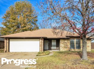 708 Judith St, Burleson, TX 76028