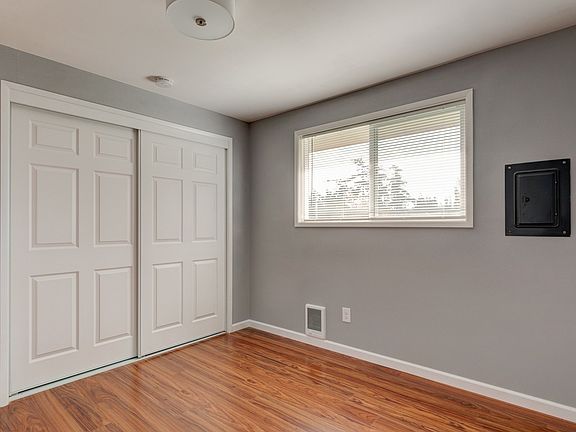 4th image of 1172 SW Swantown Ave APT B1