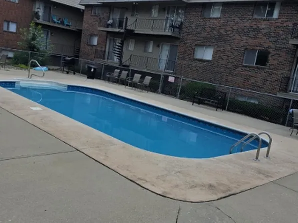 1003 S State Fair Blvd APT 15, Sedalia, MO 65301