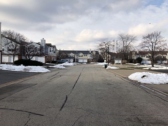 4th image of 875 Ann Arbor Ln