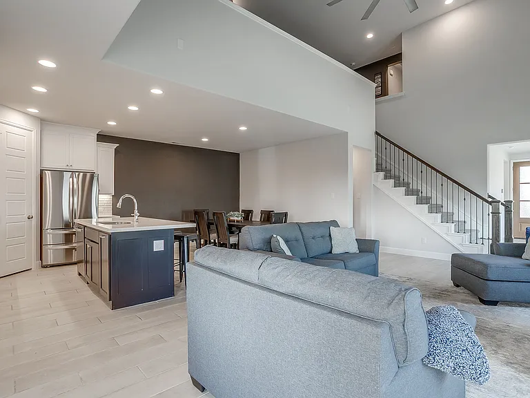 2113 Domingo Dr — Photo 26