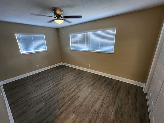 5th image of 1329 Drew St APT 1