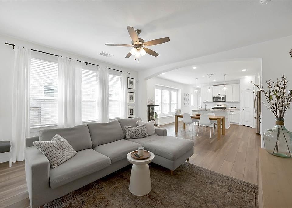 1st image of 516 Timber Voyage Ct