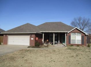 612 Westwood Ave, Prairie Grove, AR 72753