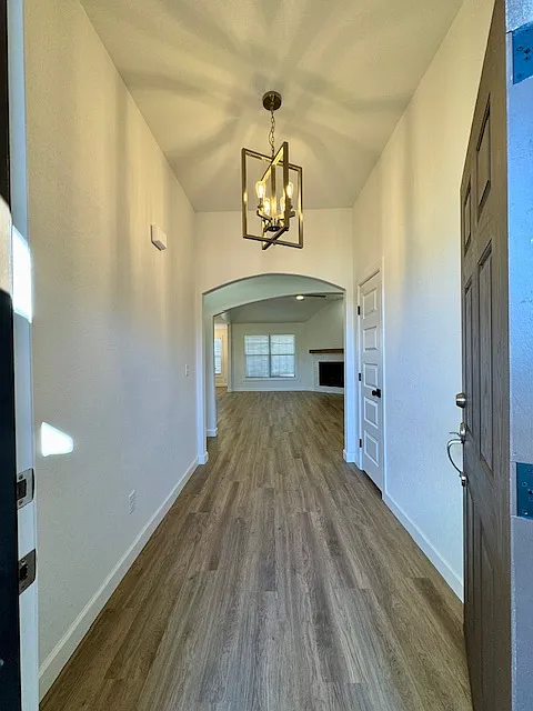 2250 Hunter Dr - 1 — Photo 3