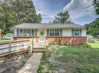 9467 Kerwin Rd, North Chesterfield, VA 23237