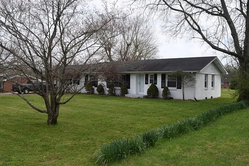 1st image of 3011 Sheddan Dr