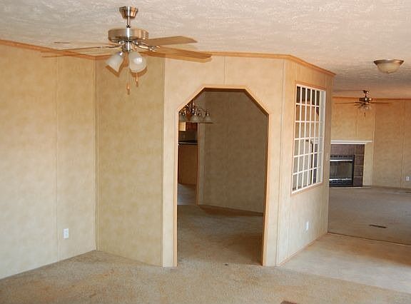 5th image of 653 Scenic River Dr