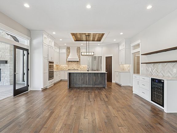 2nd image of 1397 Fox Ridge Trl