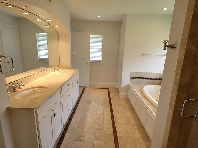 7614 Azalea Ln — Photo 24