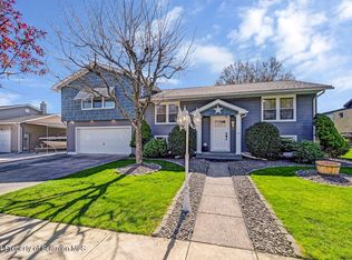 122 Rinaldi Dr, Taylor, PA 18517