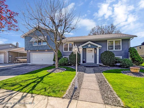 122 Rinaldi Dr, Taylor, PA 18517