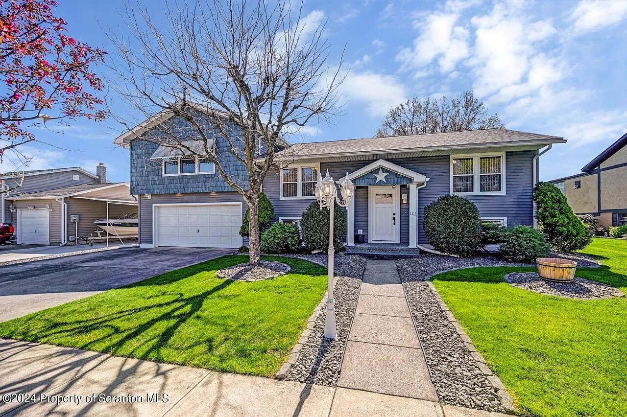 122 Rinaldi Dr photo 1