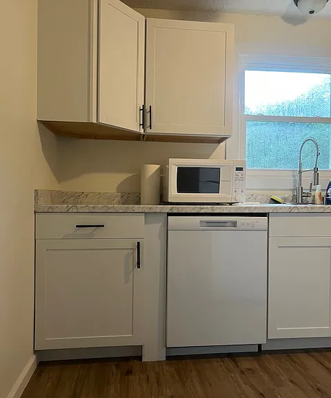 2407 Holliday St — Photo 16