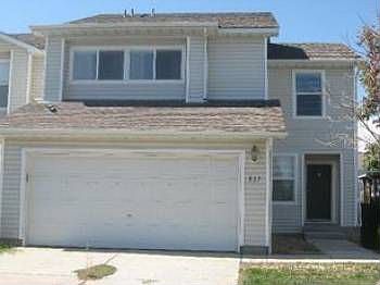 1st image of 837 Canary Ln