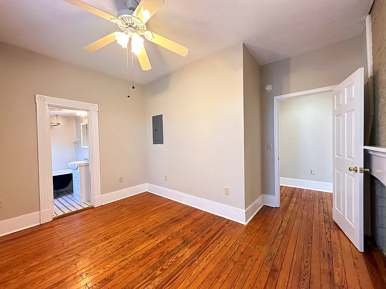 517 Walnut Ave #4 — Photo 12