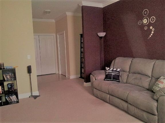 3rd image of 260 Alexander Woods Dr