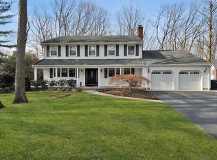 977 Curtis Pl, North Brunswick, NJ 08902