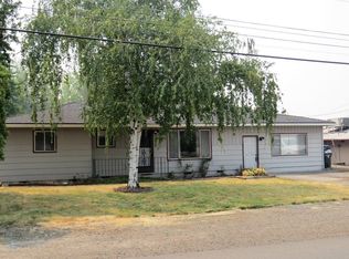 248 Main St, Eagle Point, OR 97524