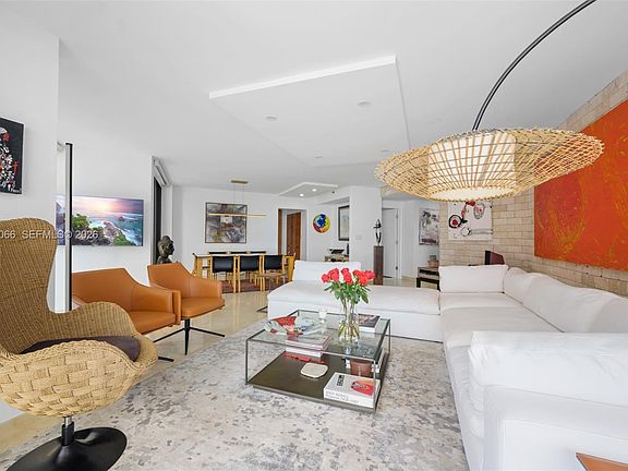 4th image of 1581 Brickell Ave APT 2005