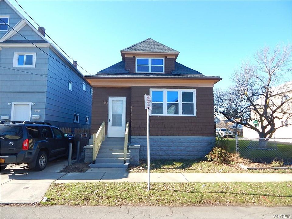 1st image of 542 Willett St