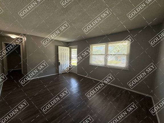 3rd image of 6407 E Piccadilly Rd