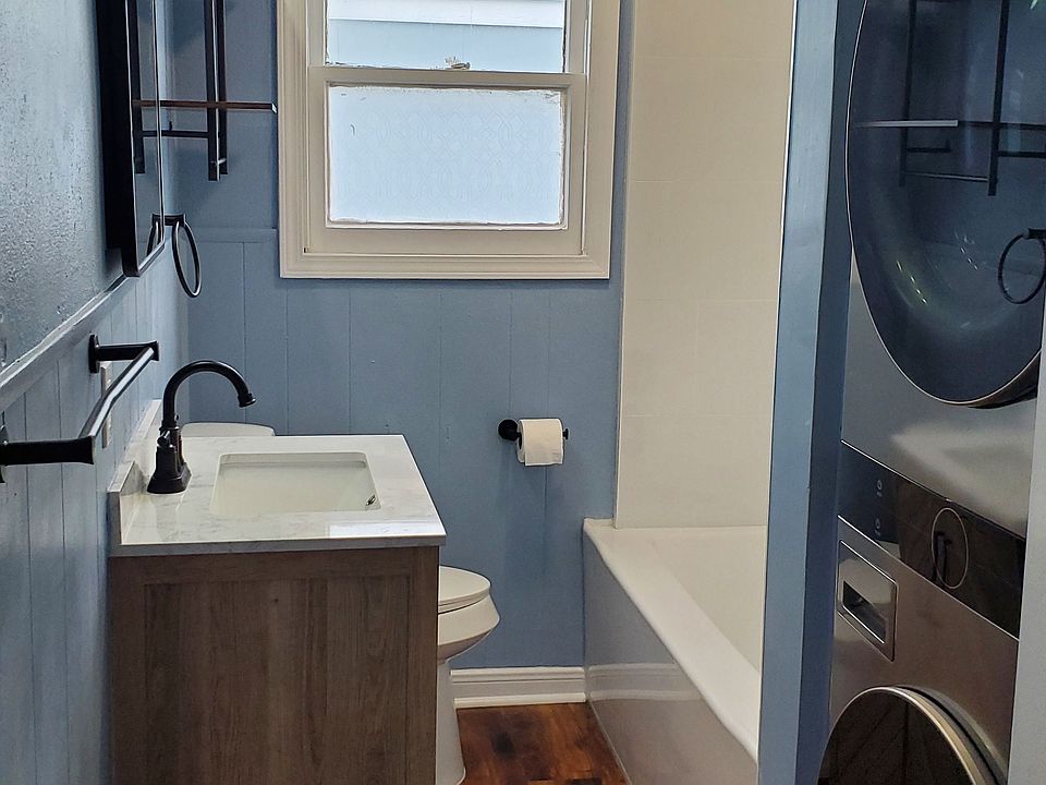 Washer and dryer in the bathroom.
