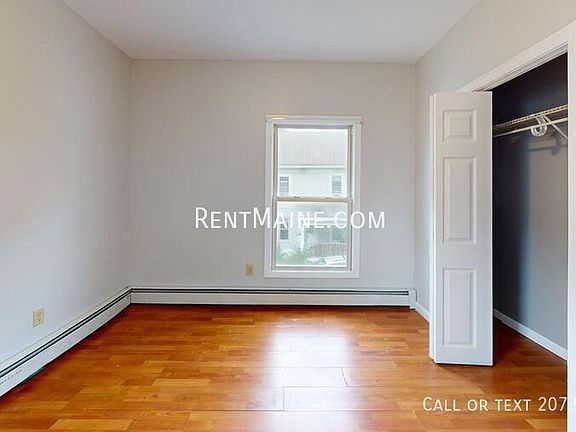 4th image of 380 Hammond St APT 3