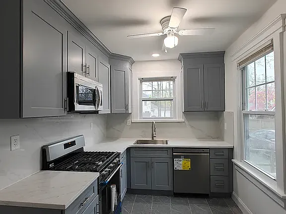 2 bed, $2,200 — Photo 2