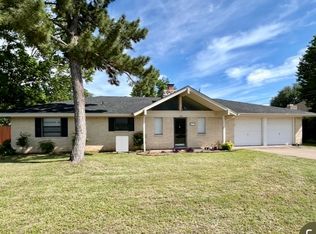 6415 Circo Dr, Granbury, TX 76049