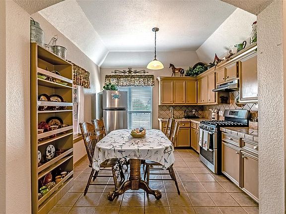 2nd image of 1078 County Road 447