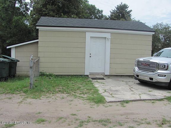 2nd image of 2437 Southside Blvd