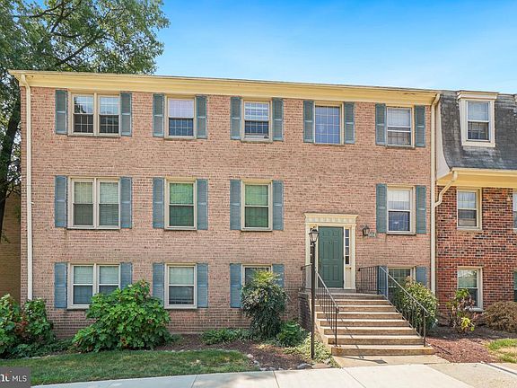 2nd image of 6034 Westchester Park Dr APT 301