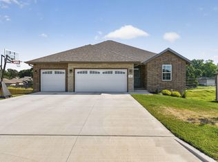 4237 S Hollow Branch Way, Battlefield, MO 65619