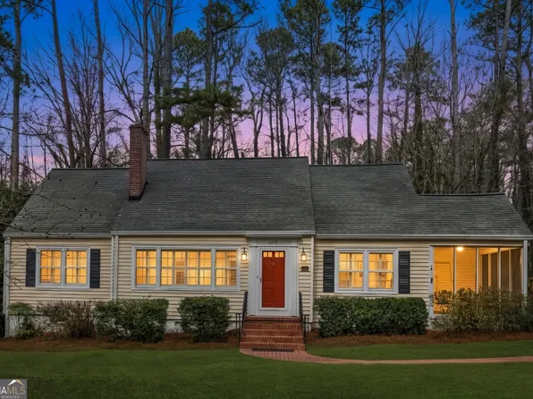 2215 Lyle Ave, College Park, GA 30337